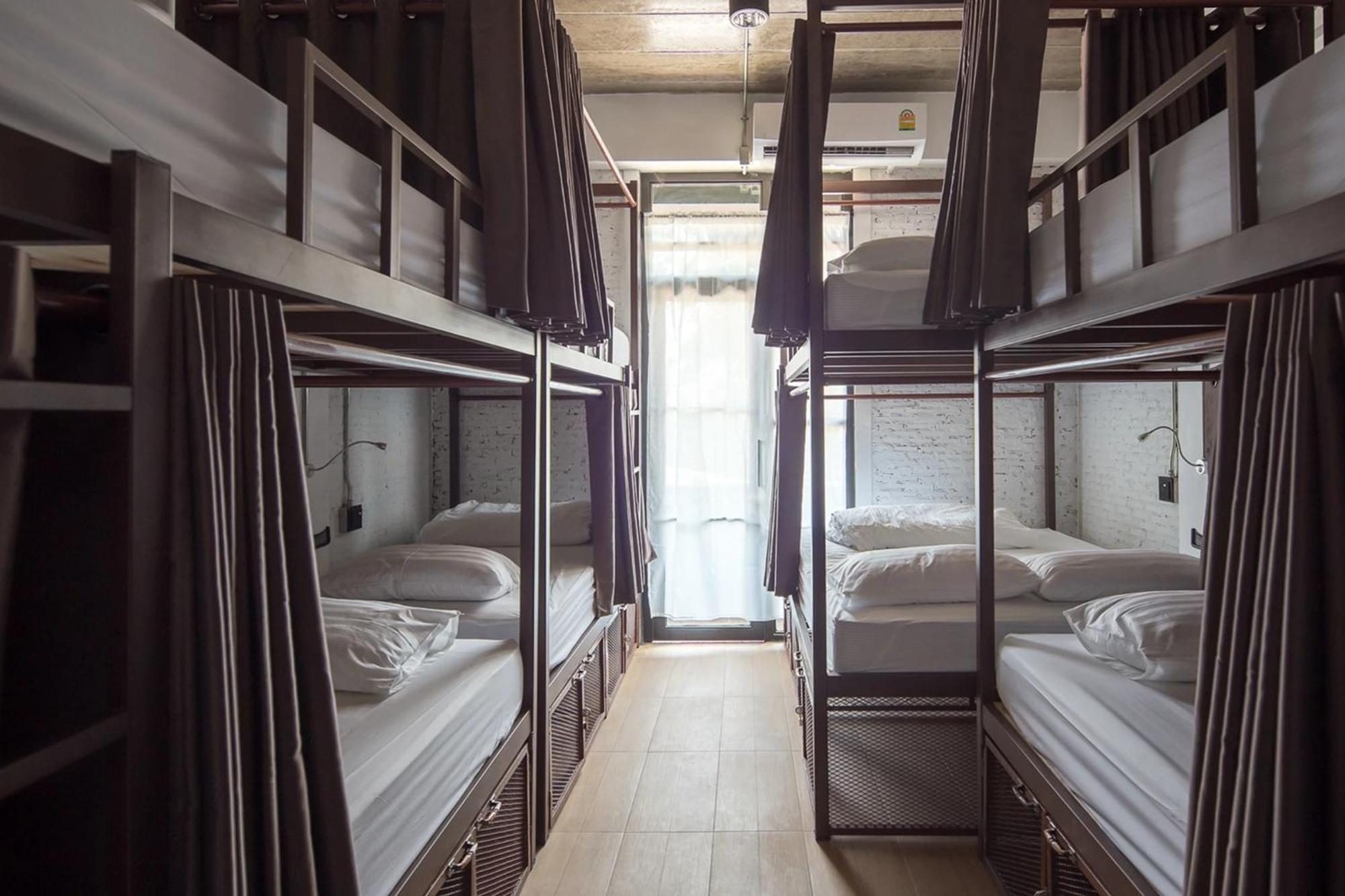 Yindee Travellers Lodge Нан Экстерьер фото