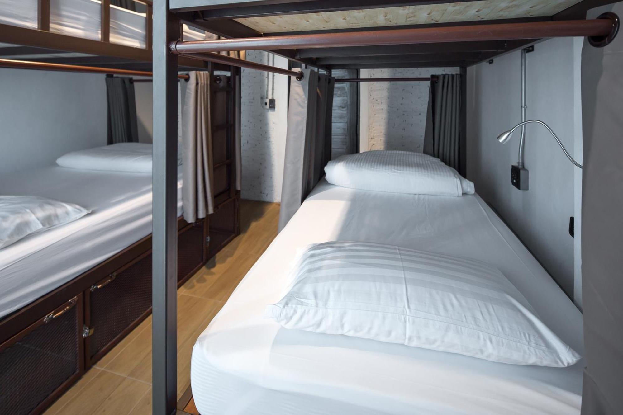 Yindee Travellers Lodge Нан Экстерьер фото