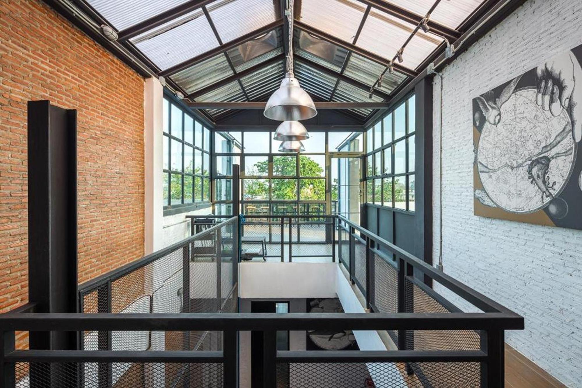 Yindee Travellers Lodge Нан Экстерьер фото